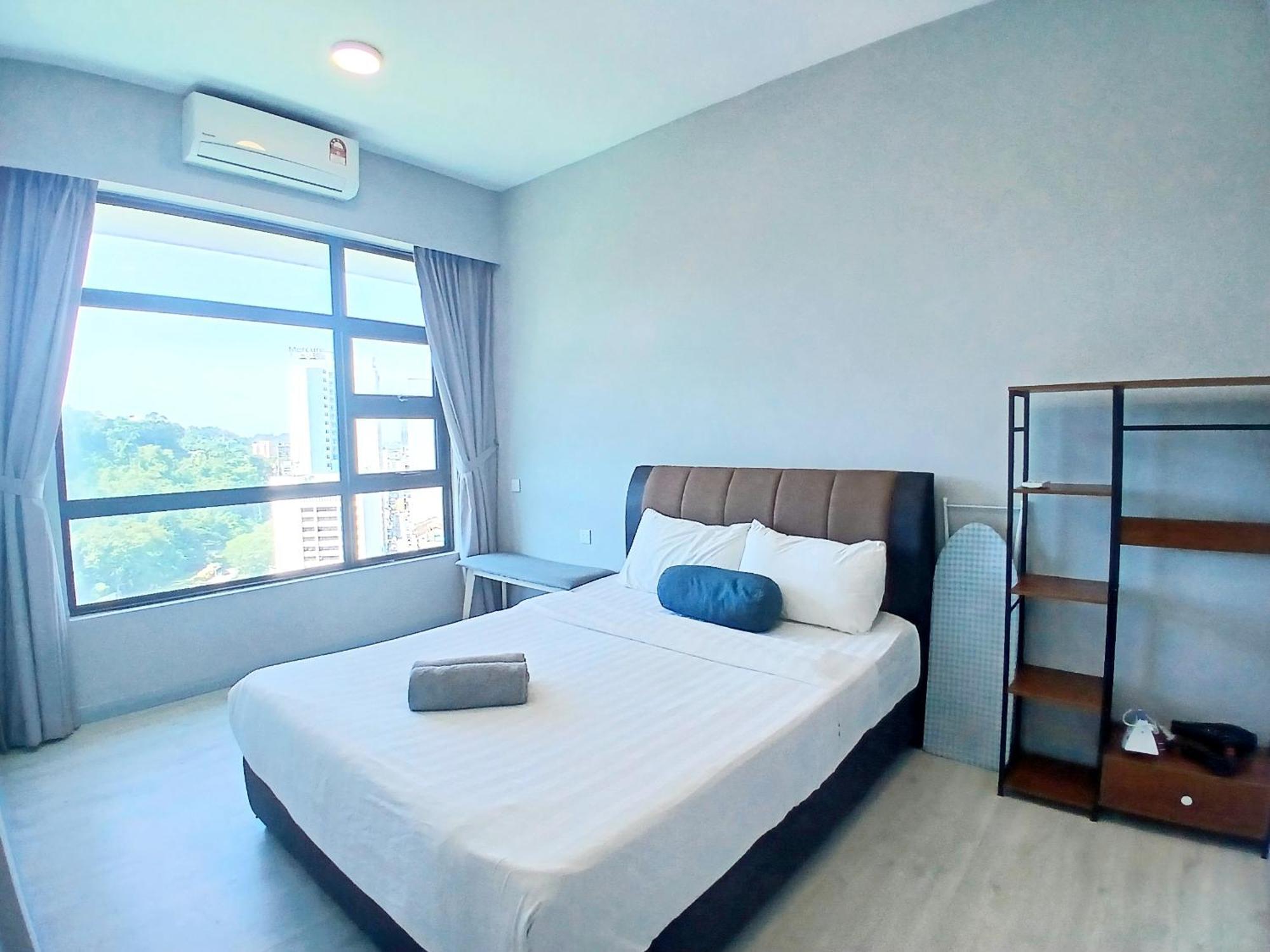 Jesselton Quay Centre By Lw Pangsapuri *